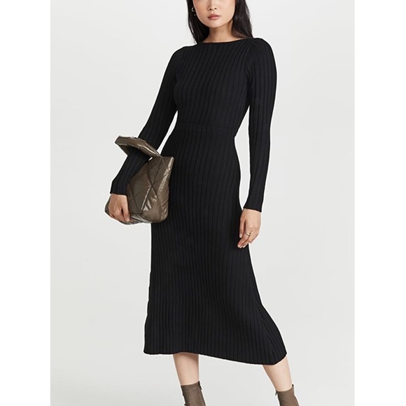 Lioness dress - Picture 2 of 4